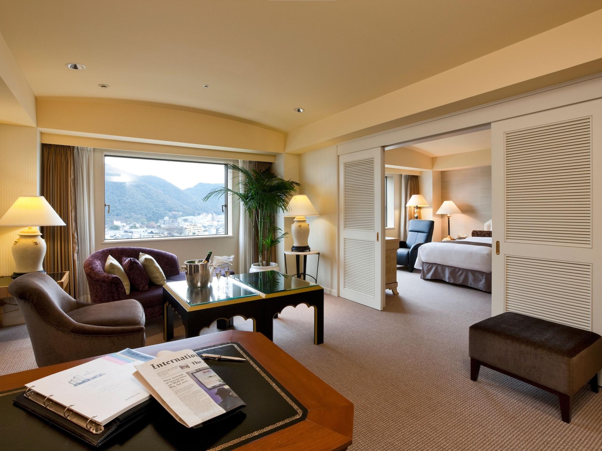 岐阜长良川都酒店 外观 照片 A suite at the hotel