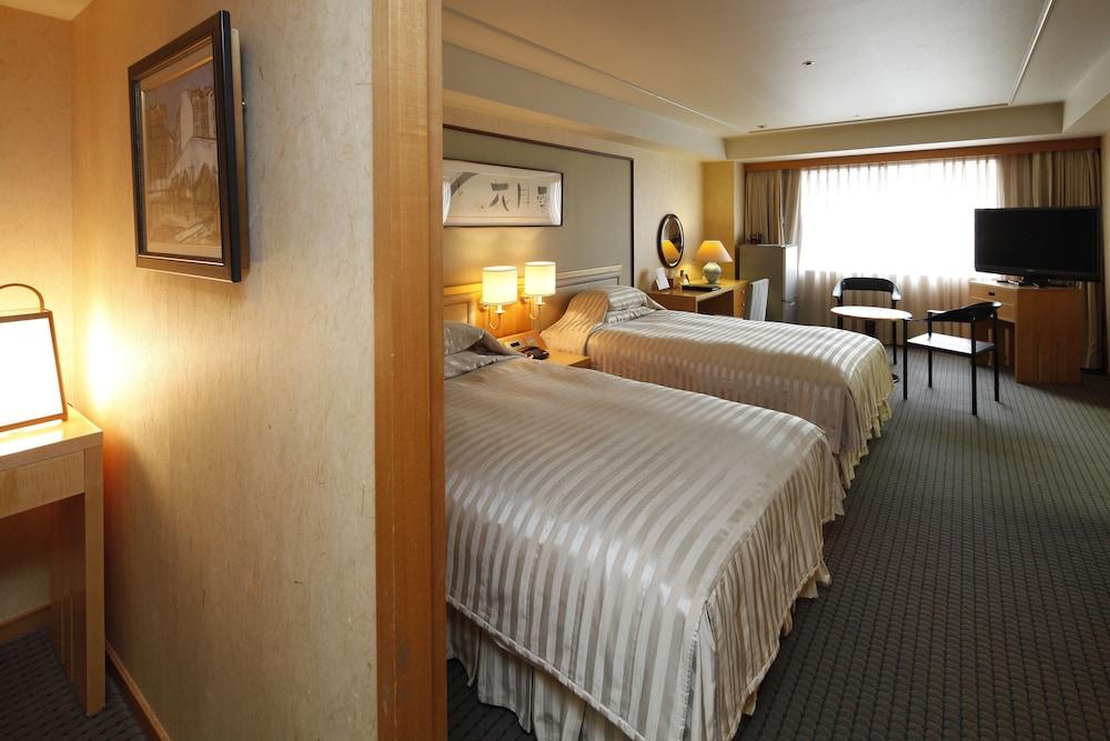 岐阜长良川都酒店 外观 照片 A room at the hotel