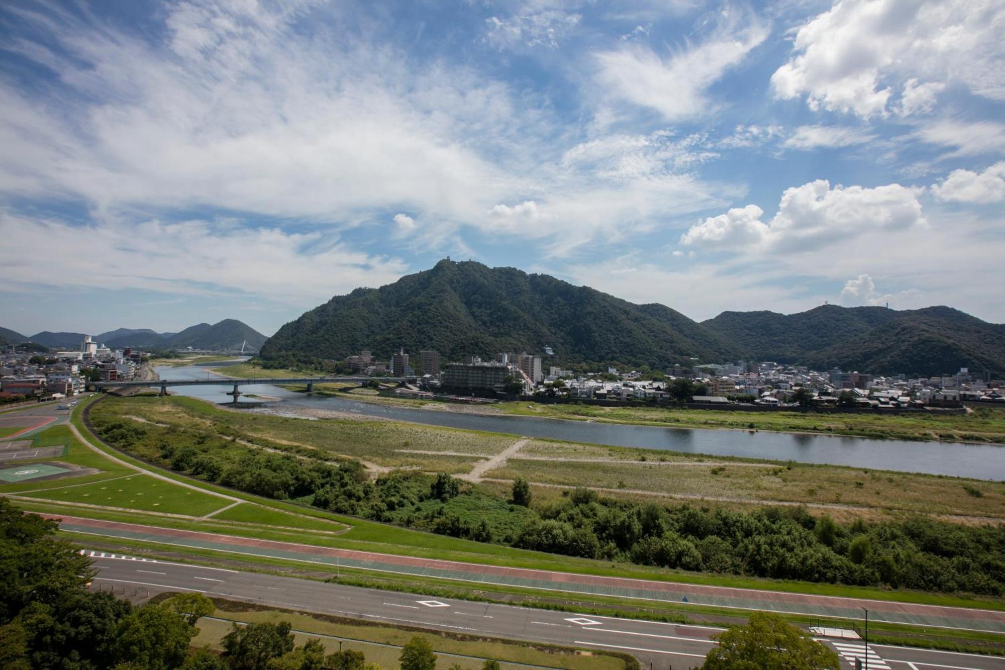 岐阜长良川都酒店 外观 照片 View of the town